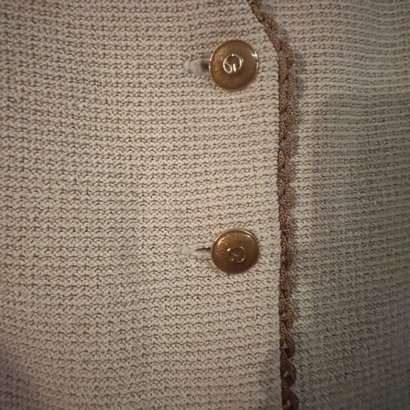 St. John short sleeve tweed top - Picture 3 of 3